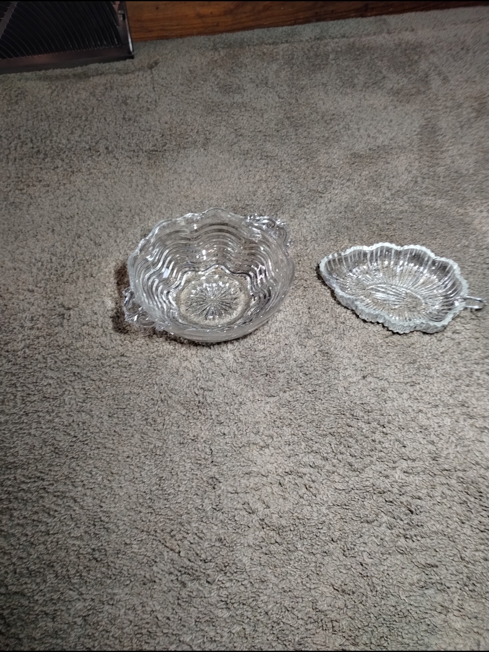 Vintage Clear Glass Decorative Bowls Set